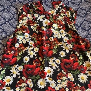 Sleeveless flower top